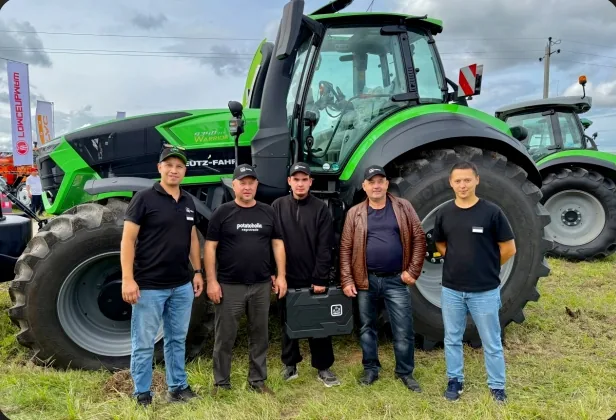 Передача трактора Deutz-Fahr хозяйству