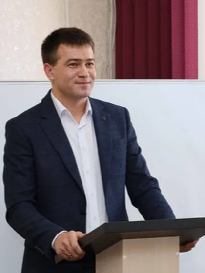 Емельянов Александр